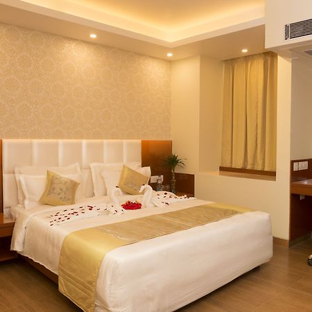Amalfi Grand Hotell Patna  Eksteriør bilde
