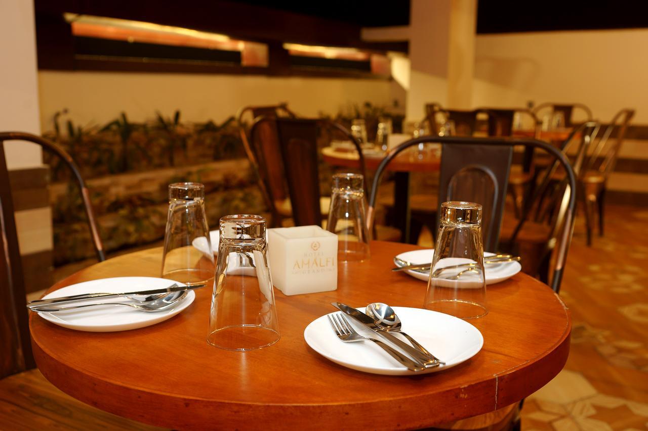 Amalfi Grand Hotell Patna  Rom bilde