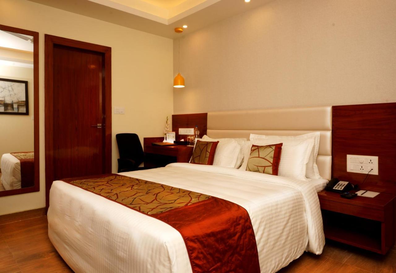 Amalfi Grand Hotell Patna  Rom bilde